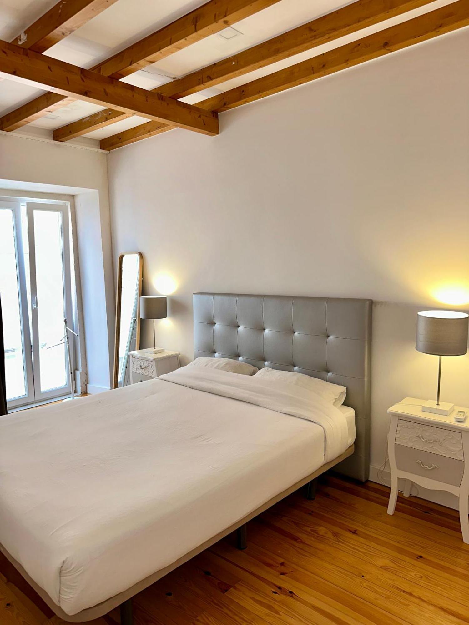 Castle Suites Lisboa Екстериор снимка